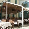 Stimmungsvolle Terrasse im Hotel Arany Griff in Papa
