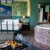 Hotelzimmer mit Whirlpool für ein romantisches Wochenende im Siofok