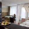 Luxzimmer mit Himmelbett, Jacuzzi und Panoramablick im Hotel Ozon