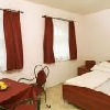 Zweibettzimmer in der billigen Pension in Mogyorod -15 km von Budapest am Hungaroring